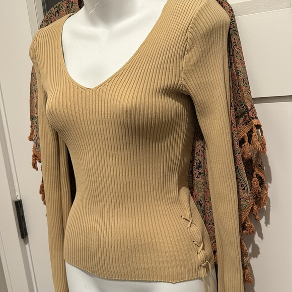 Sexy Deep  Neck Ribbed Pullover Top Side Laces - Picture 6 of 12